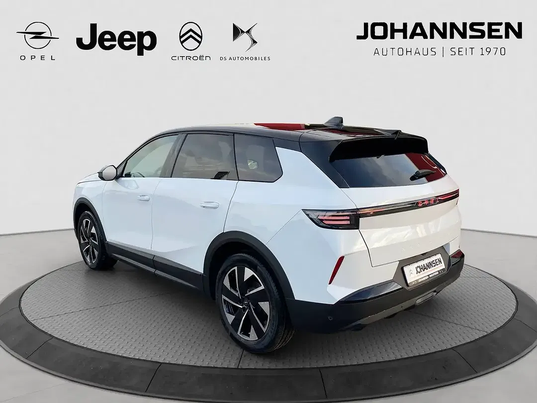 Opel Grandland - Thumbnail 3