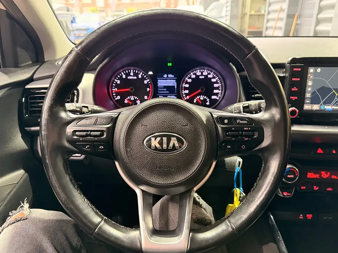 Kia Stonic - Thumbnail 13