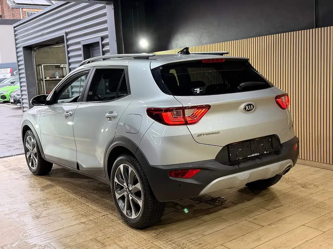 Kia Stonic - Thumbnail 5