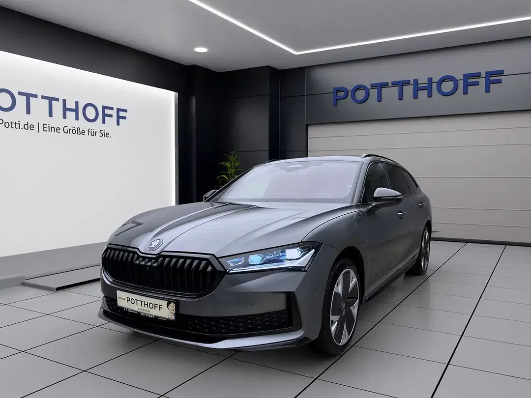 Skoda Superb - Thumbnail 2