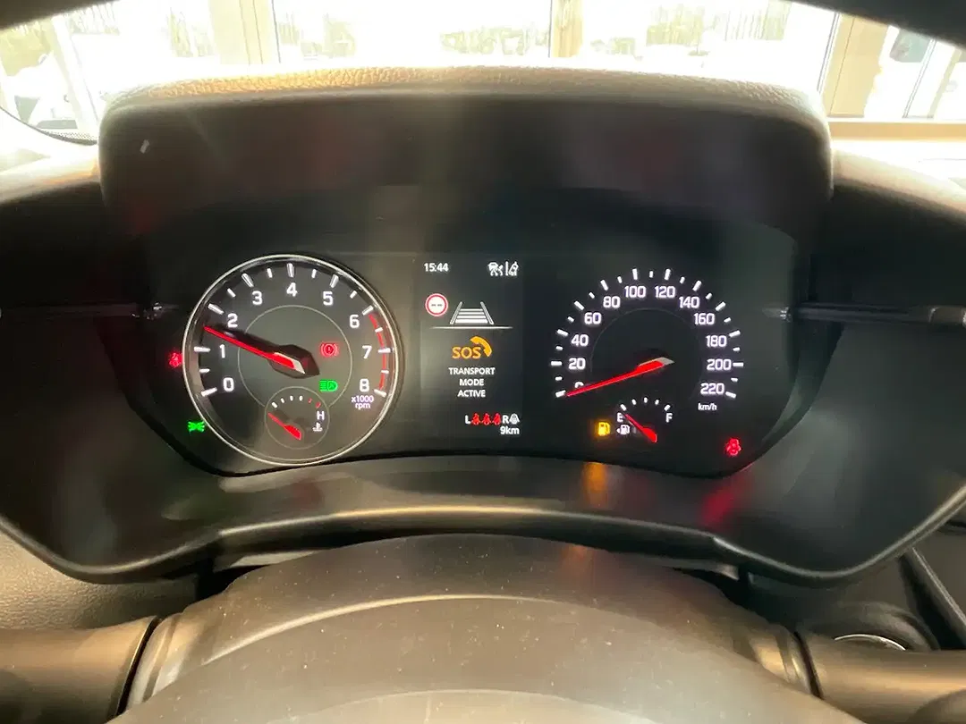 Suzuki Swift - Thumbnail 11