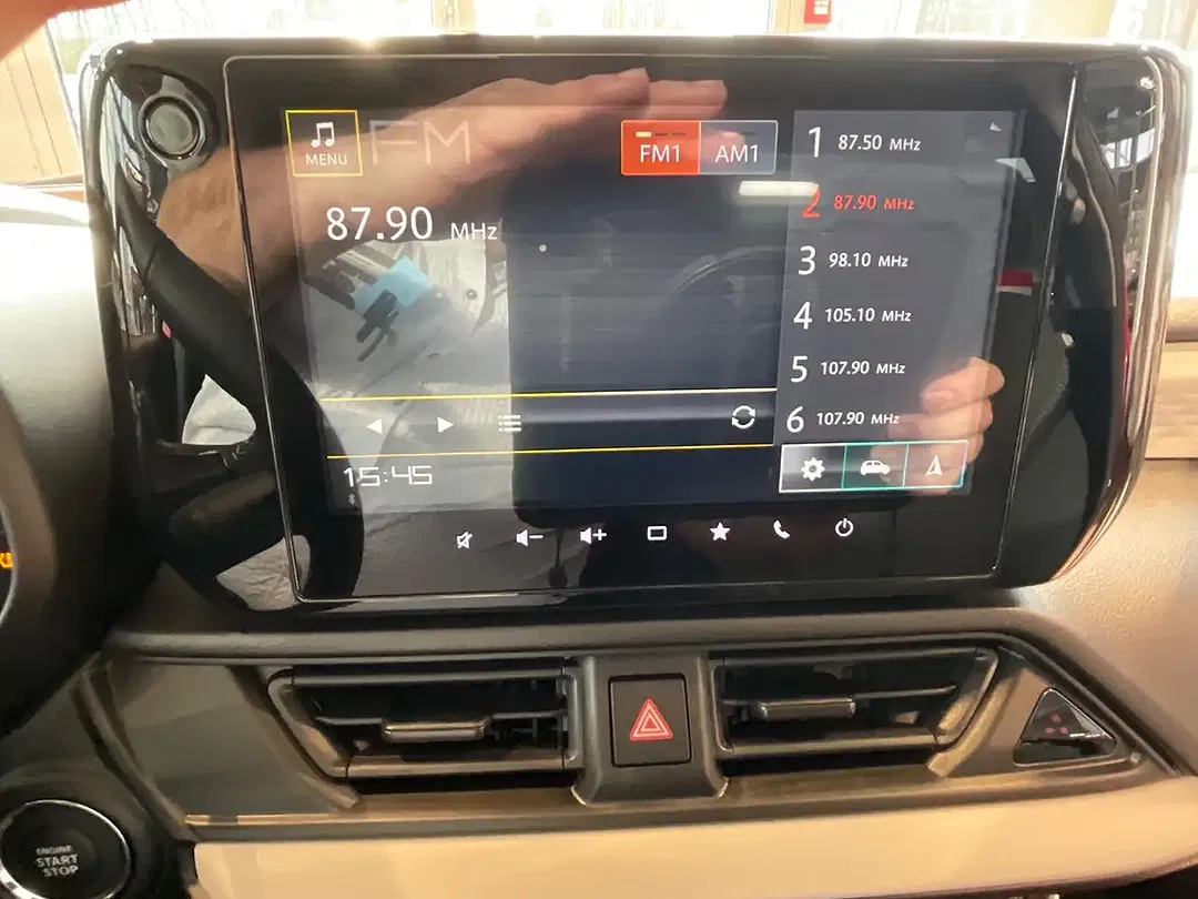 Suzuki Swift - Thumbnail 15