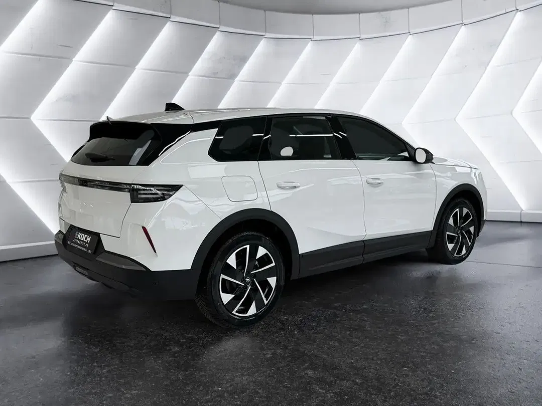 Opel Grandland - Thumbnail 2