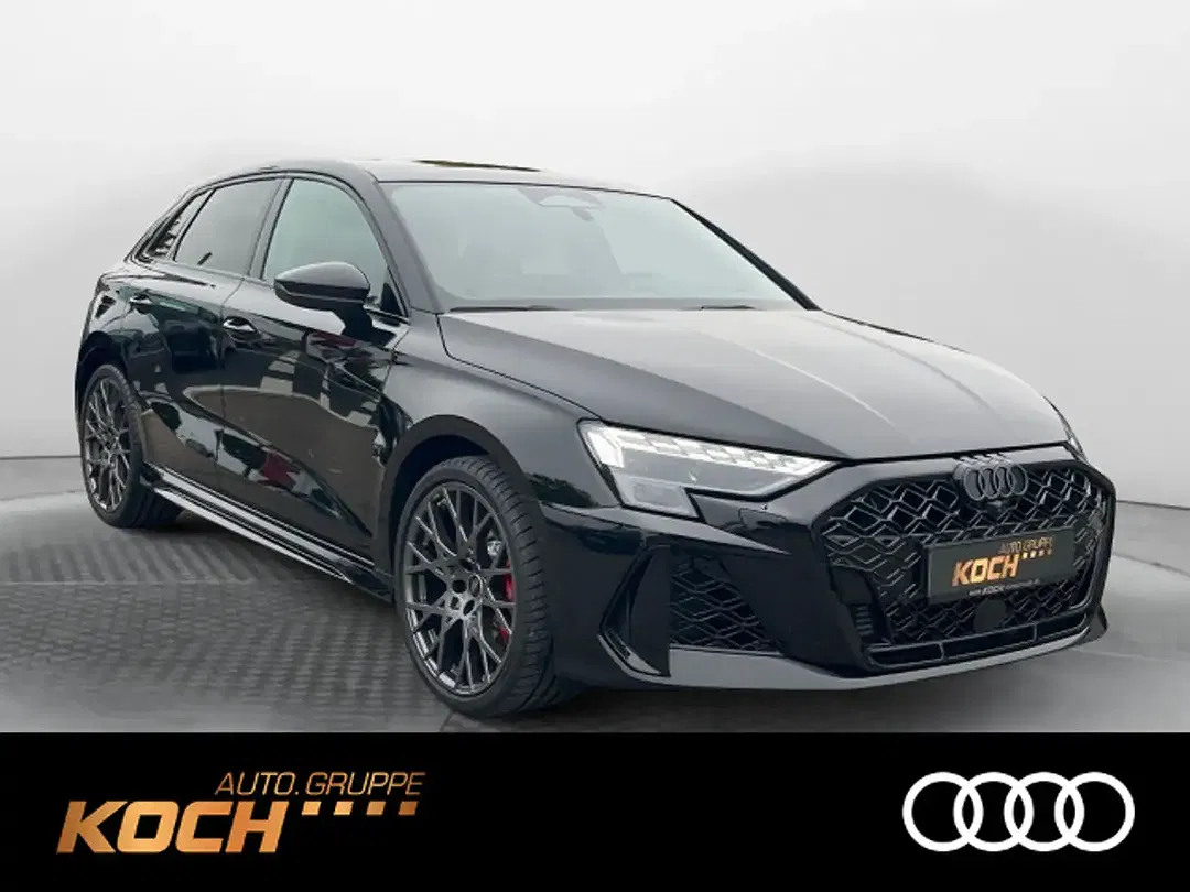 Audi RS3 - Thumbnail 1