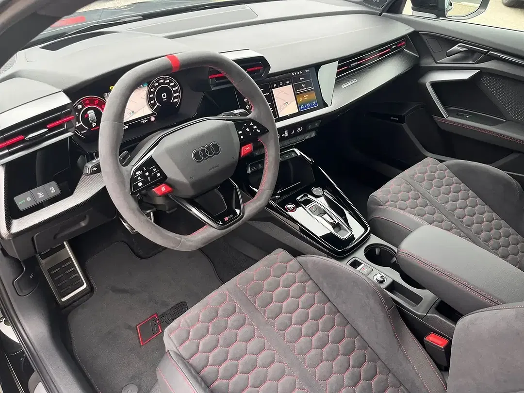 Audi RS3 - Thumbnail 5