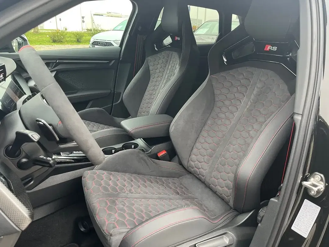 Audi RS3 - Thumbnail 6