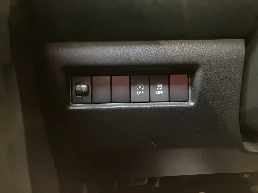 Suzuki Swift - Thumbnail 19