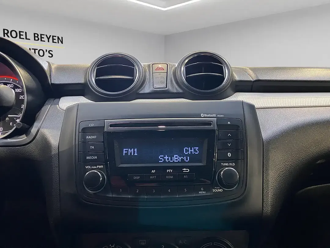 Suzuki Swift - Thumbnail 24