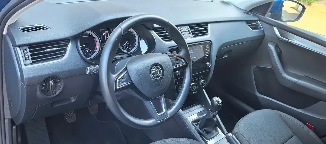 Skoda Octavia - Thumbnail 24