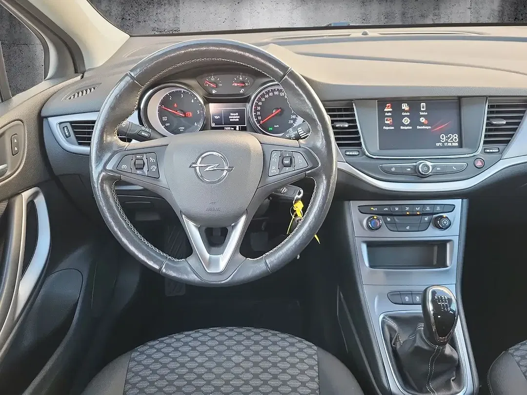 Opel Astra - Thumbnail 11