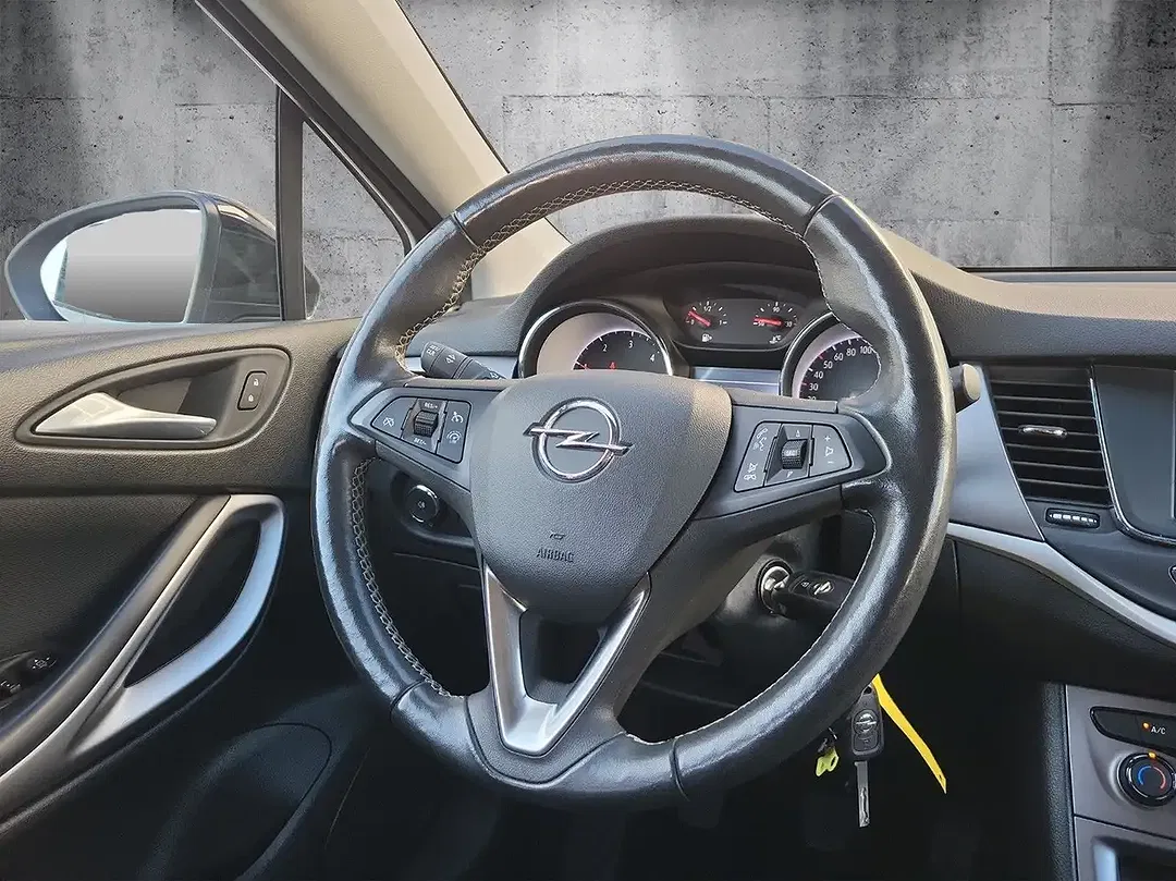 Opel Astra - Thumbnail 12