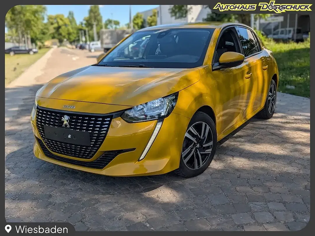 Peugeot 208 - Thumbnail 1