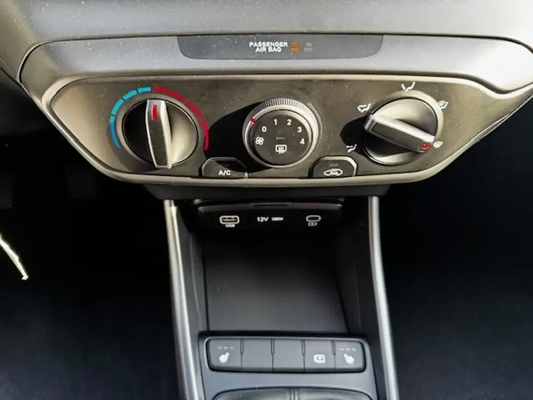 Hyundai i20 - Thumbnail 10
