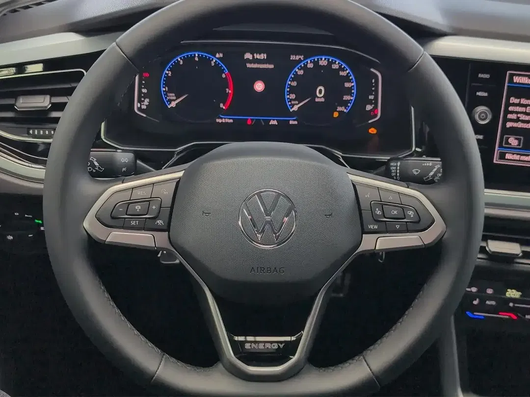 Volkswagen Polo - Thumbnail 10