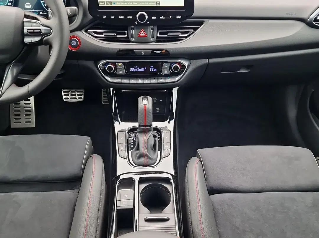 Hyundai i30 - Thumbnail 11