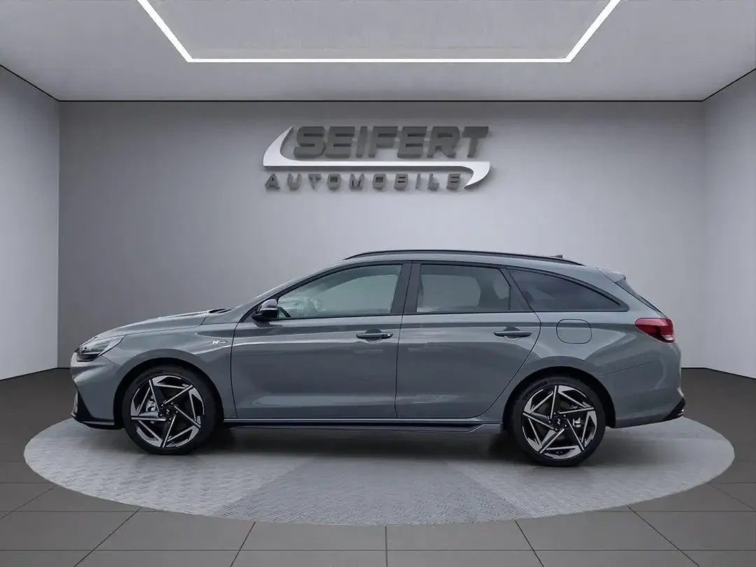 Hyundai i30 - Thumbnail 2