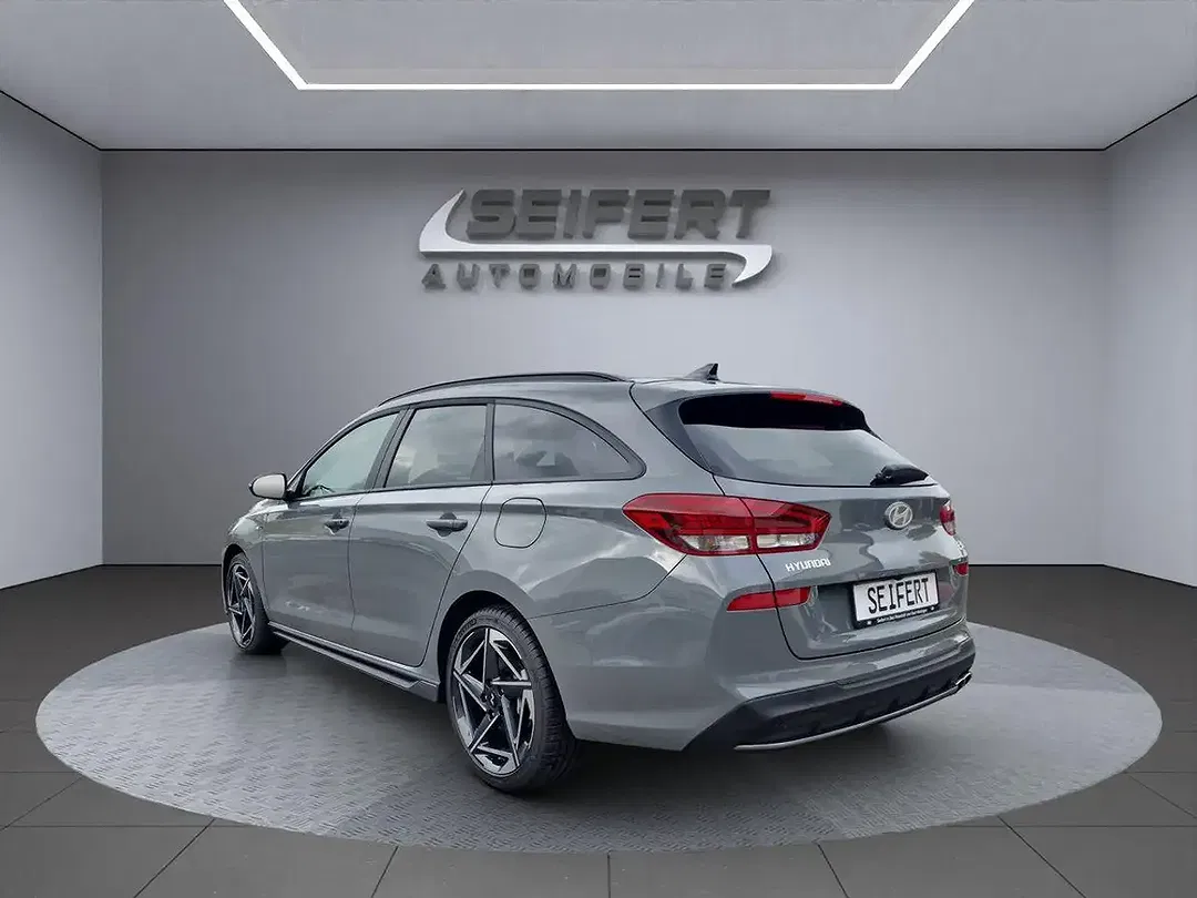Hyundai i30 - Thumbnail 3