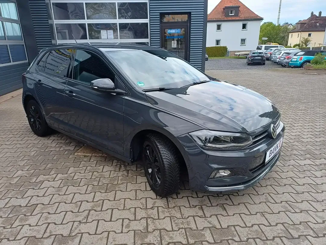 Volkswagen Polo - Thumbnail 3