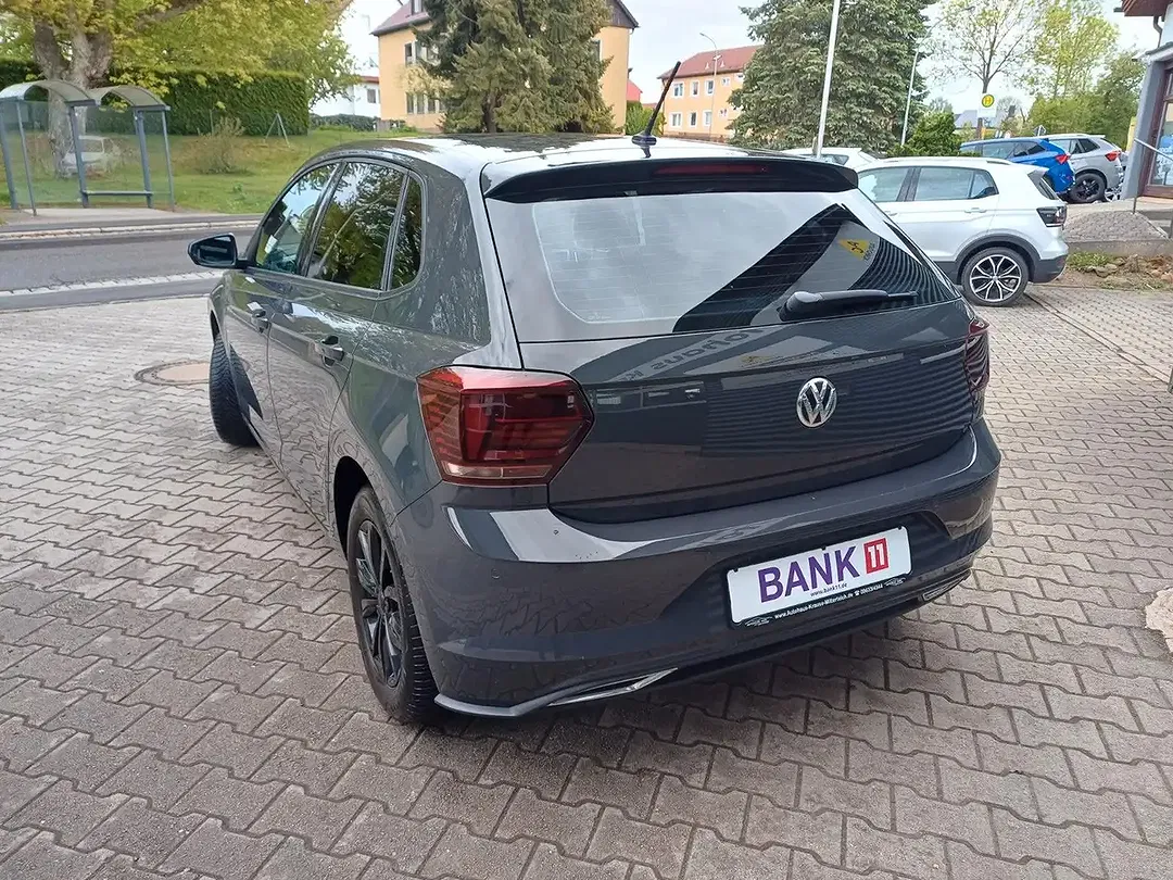 Volkswagen Polo - Thumbnail 4