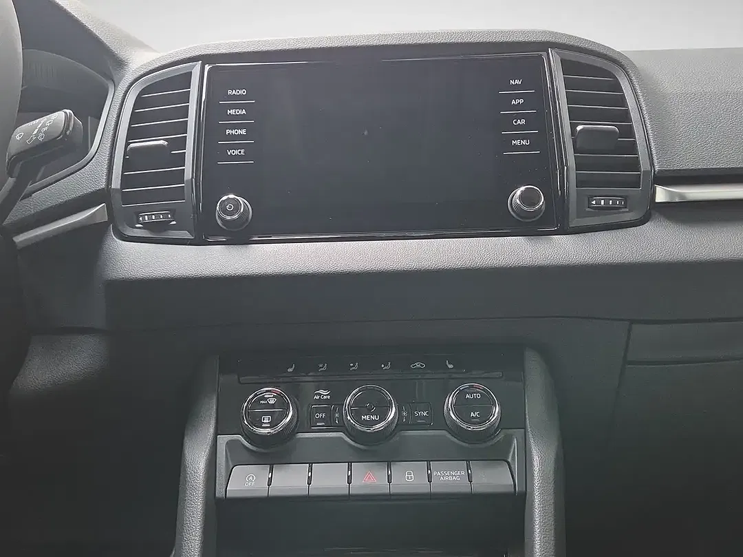 Skoda Karoq - Thumbnail 9