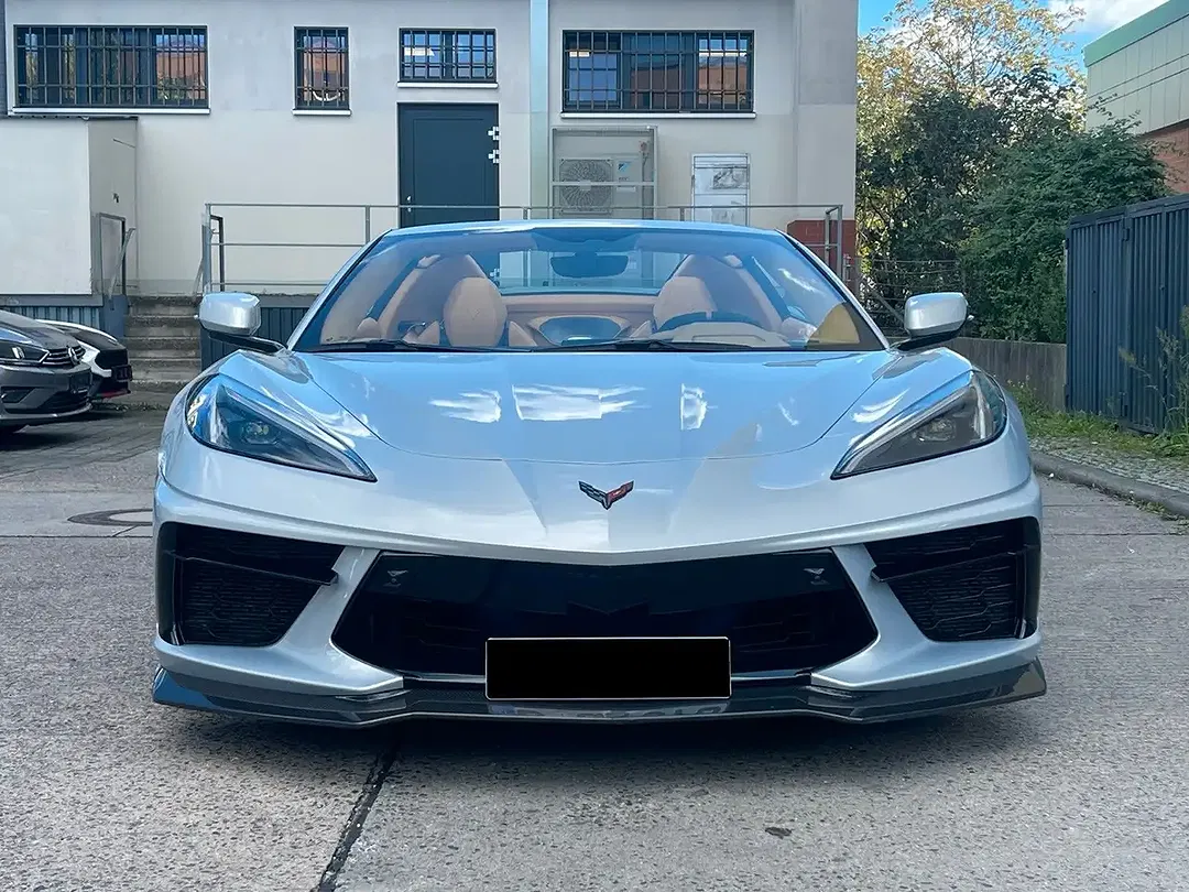 Corvette C8 - Thumbnail 2