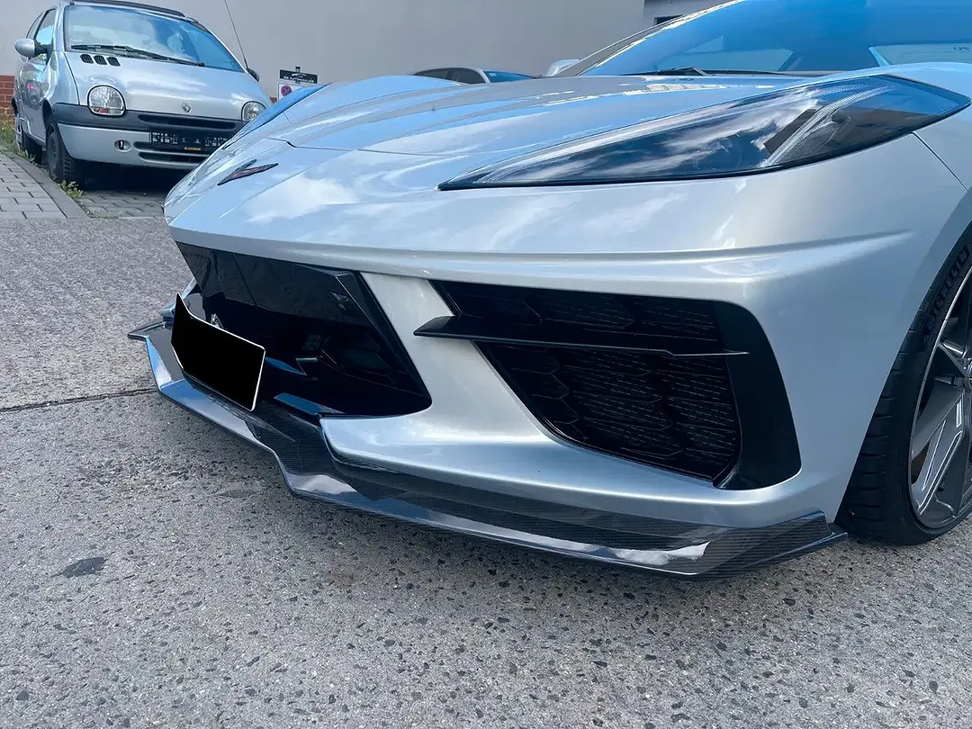 Corvette C8 - Thumbnail 5