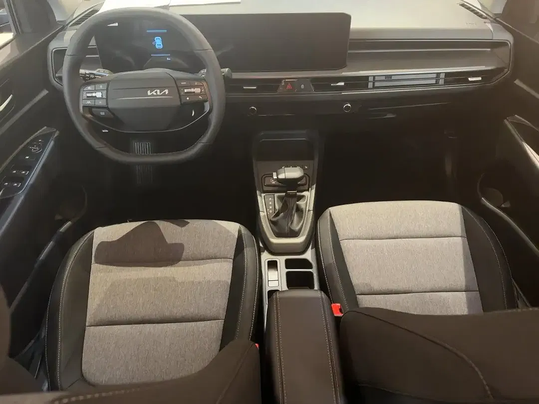 Kia Stonic - Thumbnail 9