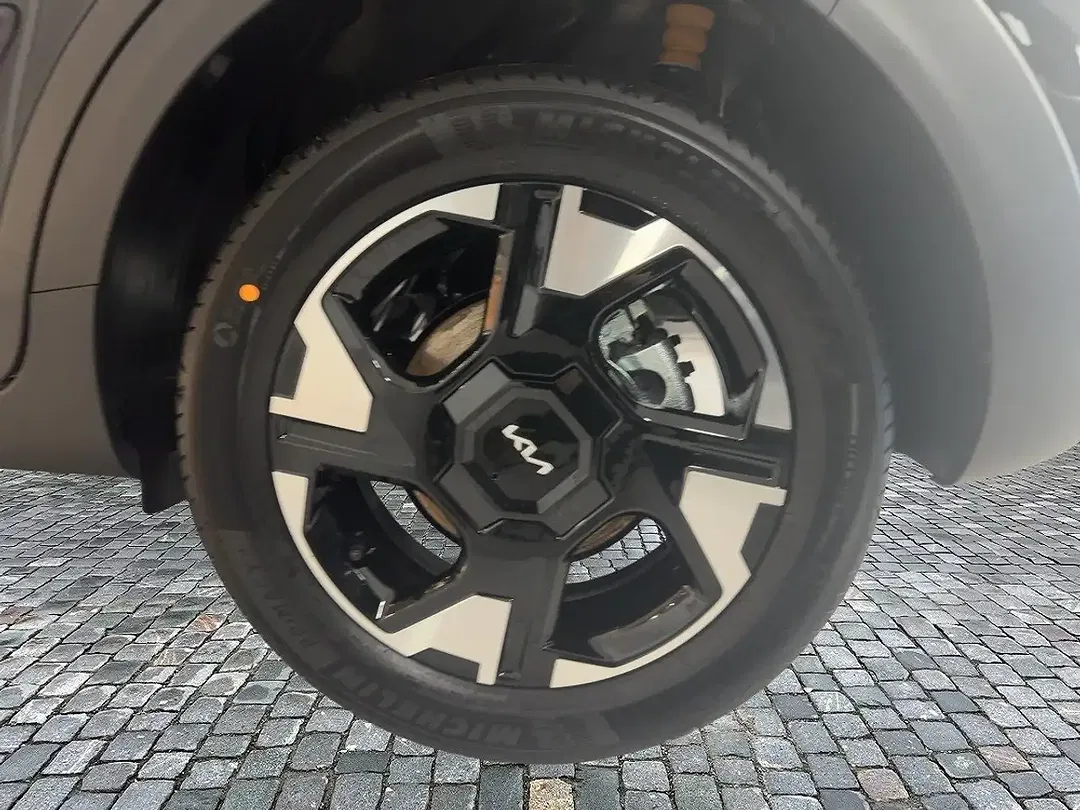 Kia Stonic - Thumbnail 12