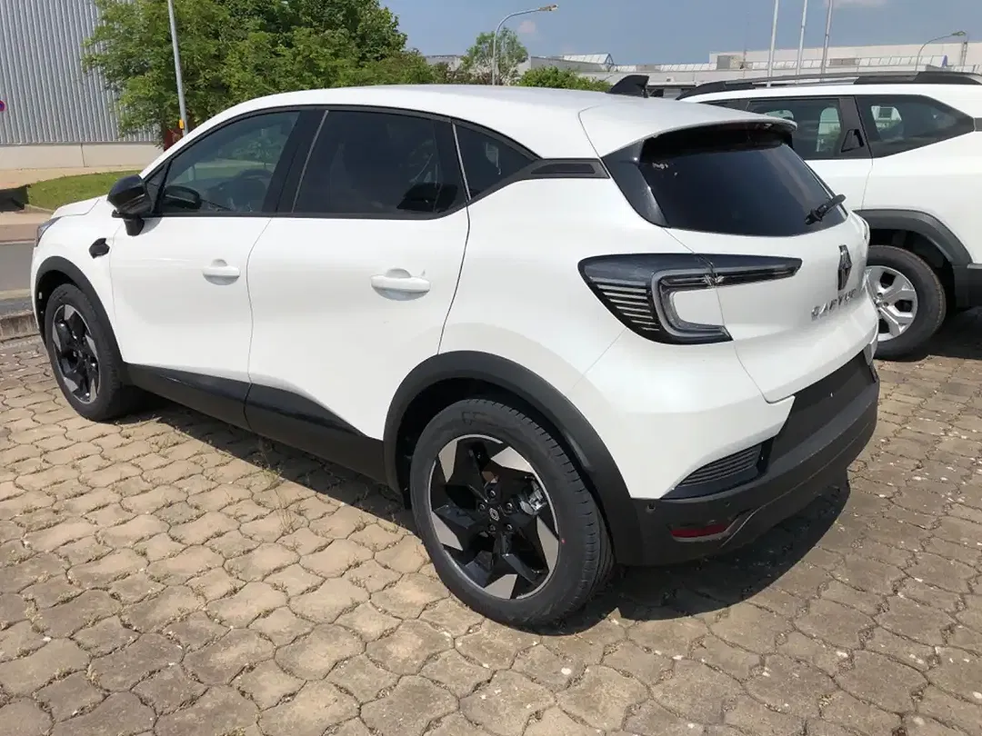 Renault Captur - Thumbnail 4