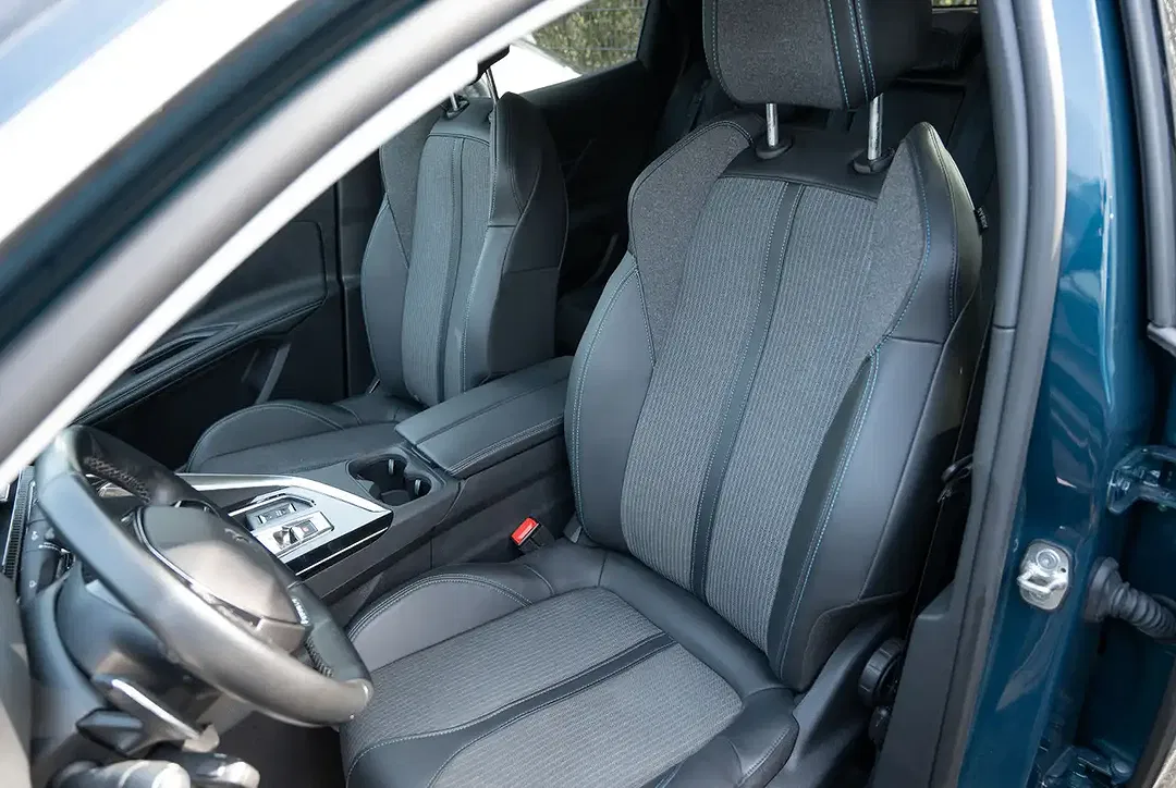 Peugeot 3008 - Thumbnail 7