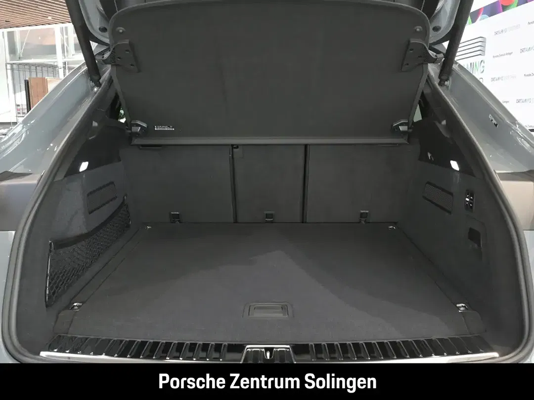 Porsche Cayenne - Thumbnail 10