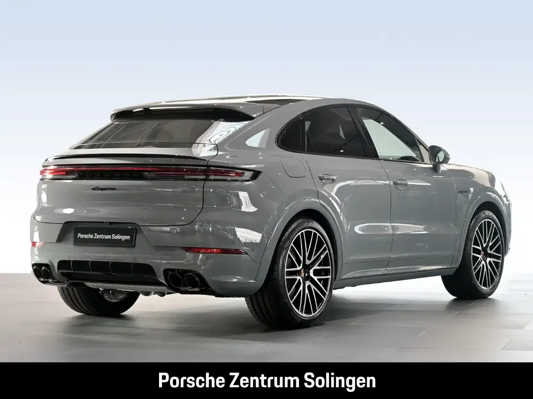 Porsche Cayenne - Thumbnail 4
