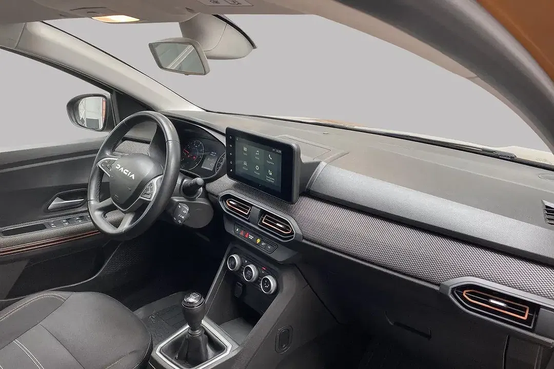 Dacia Sandero - Thumbnail 2