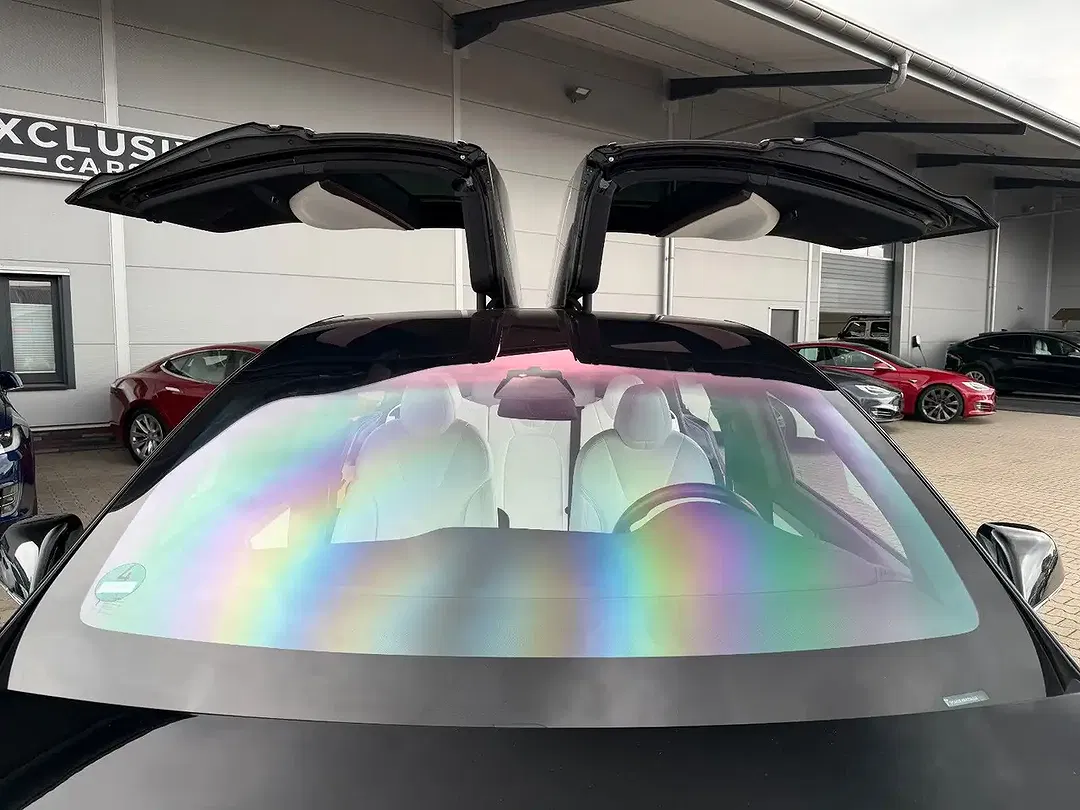 Tesla Model X - Thumbnail 38