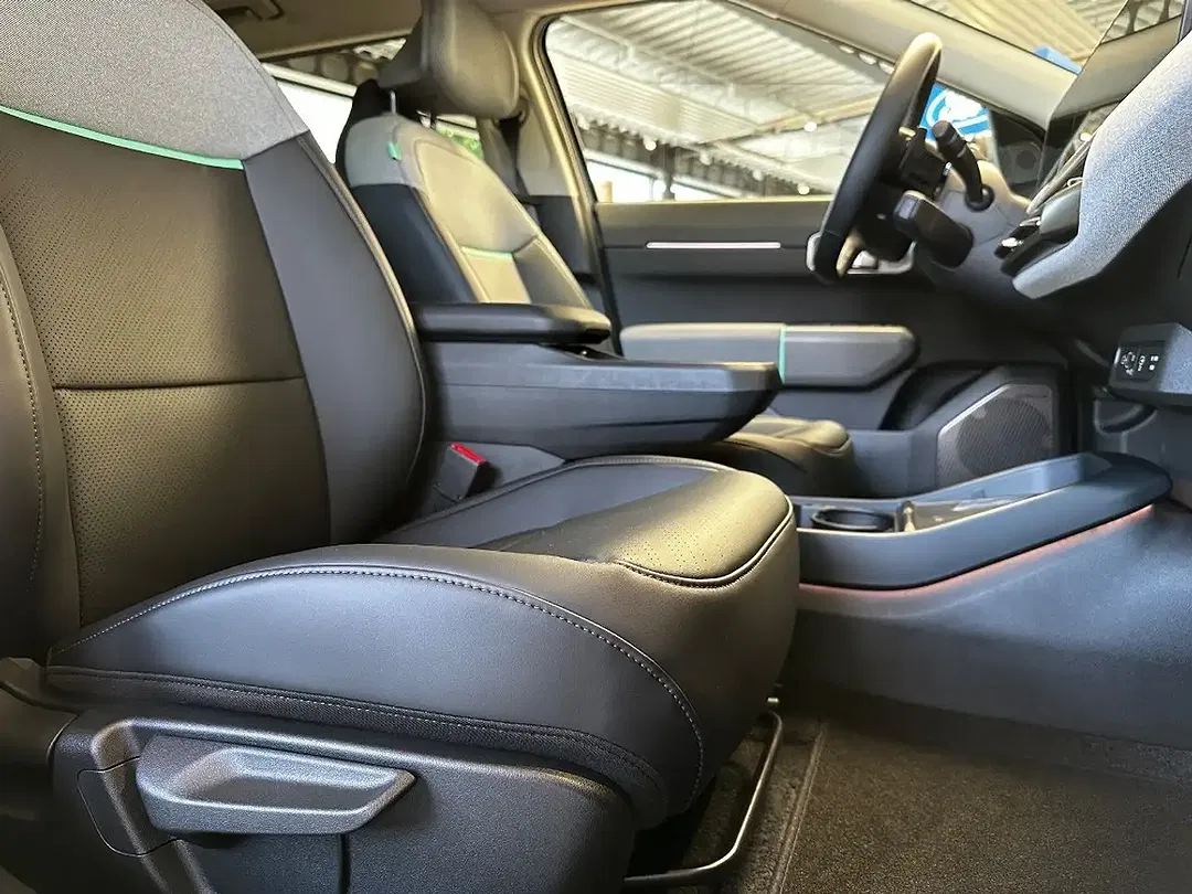 Kia EV4 - Thumbnail 11