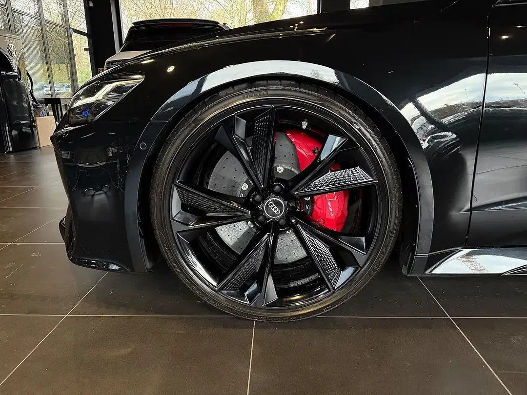 Audi RS7 - Thumbnail 13