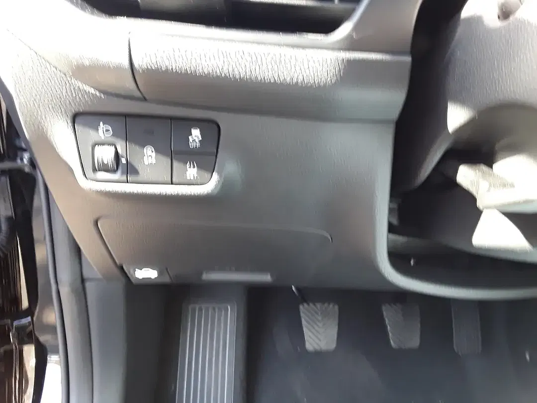Kia Stonic - Thumbnail 12