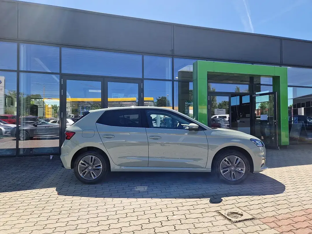 Skoda Fabia - Thumbnail 5