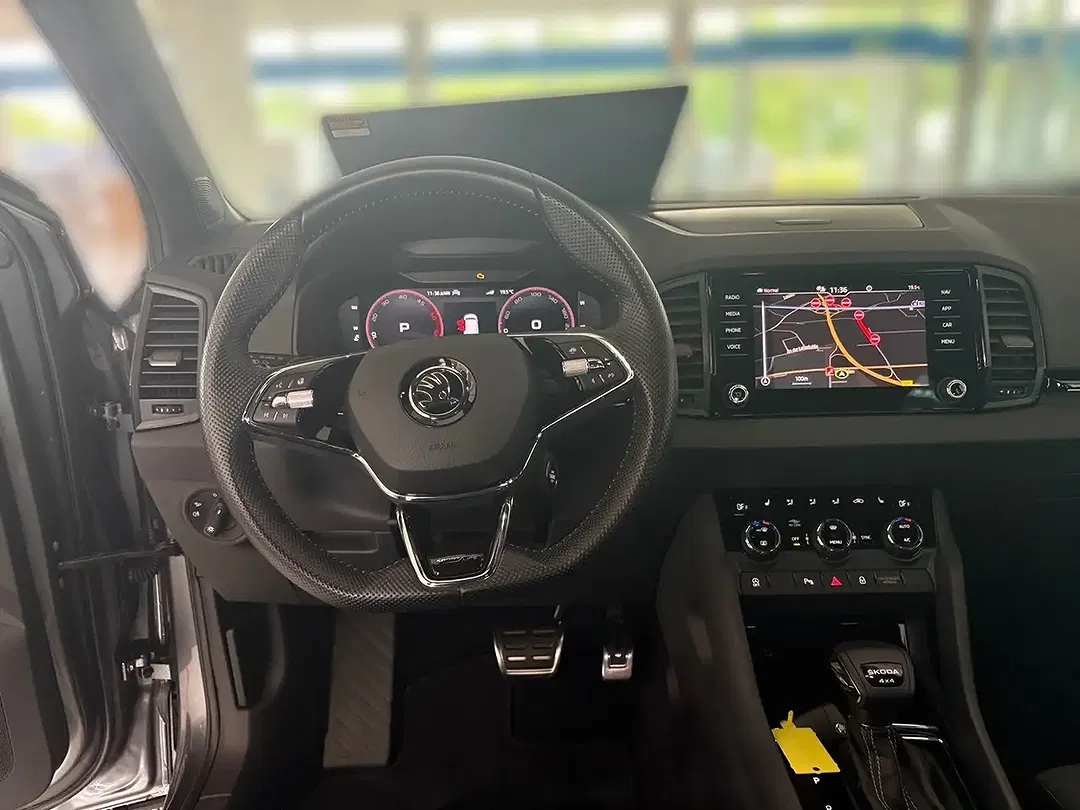 Skoda Karoq - Thumbnail 10
