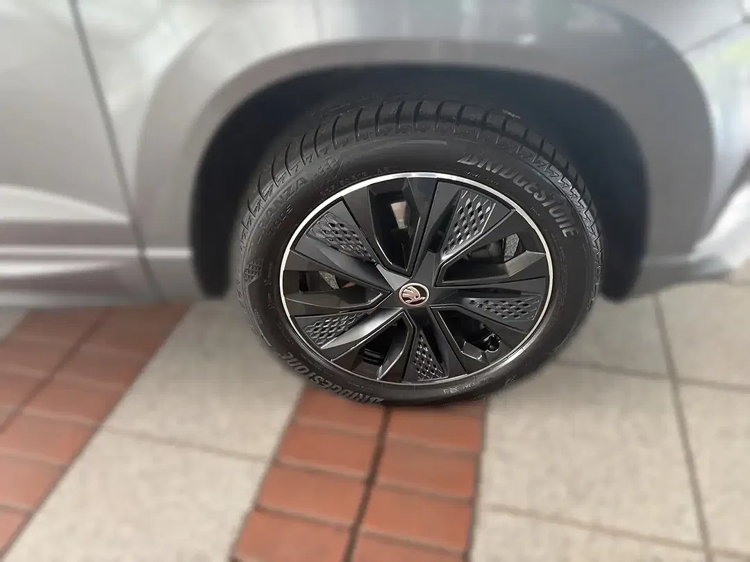 Skoda Karoq - Thumbnail 6