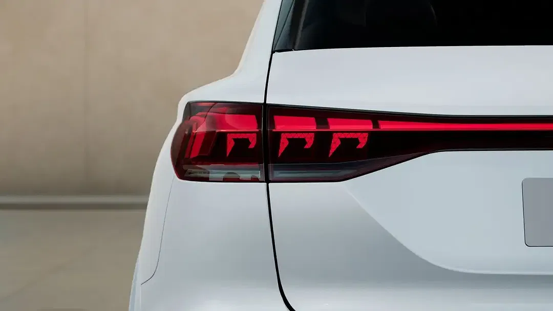 Audi Q6 e-tron - Thumbnail 11