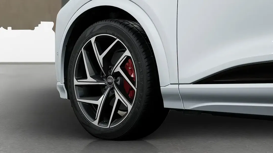 Audi Q6 e-tron - Thumbnail 8