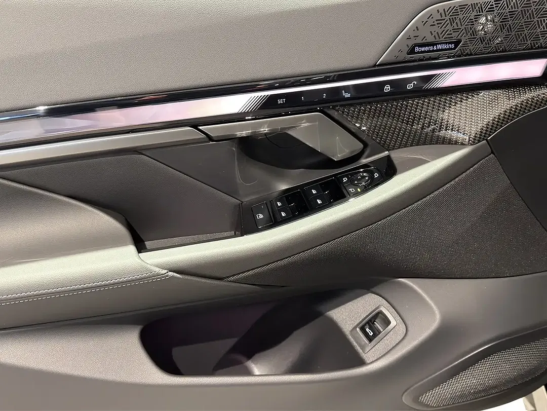 BMW 540 - Thumbnail 13