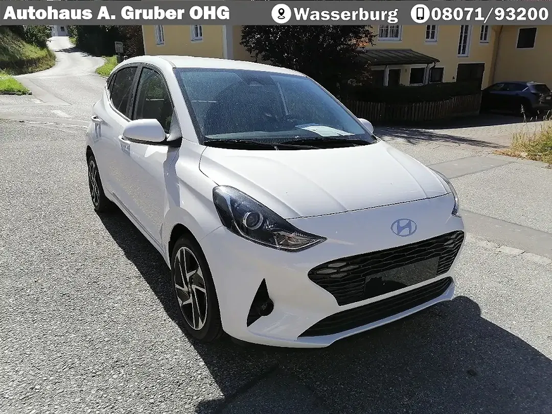 Hyundai i10 - Thumbnail 1