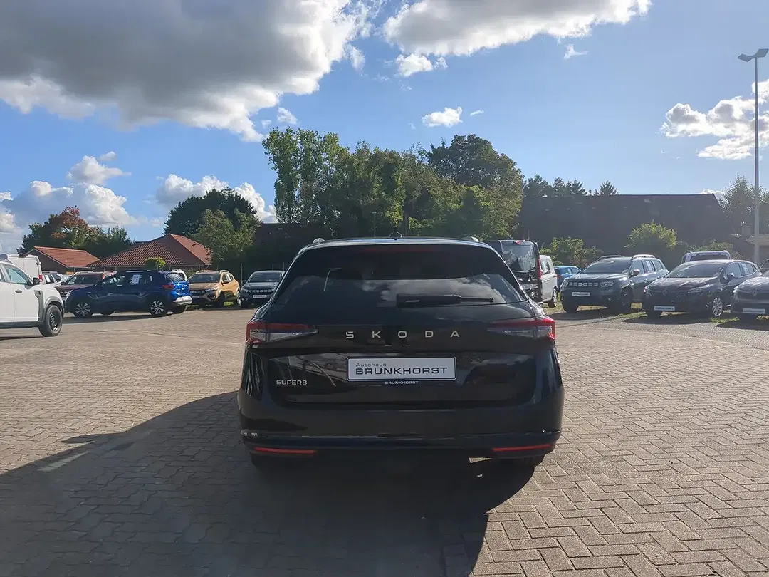 Skoda Superb - Thumbnail 2