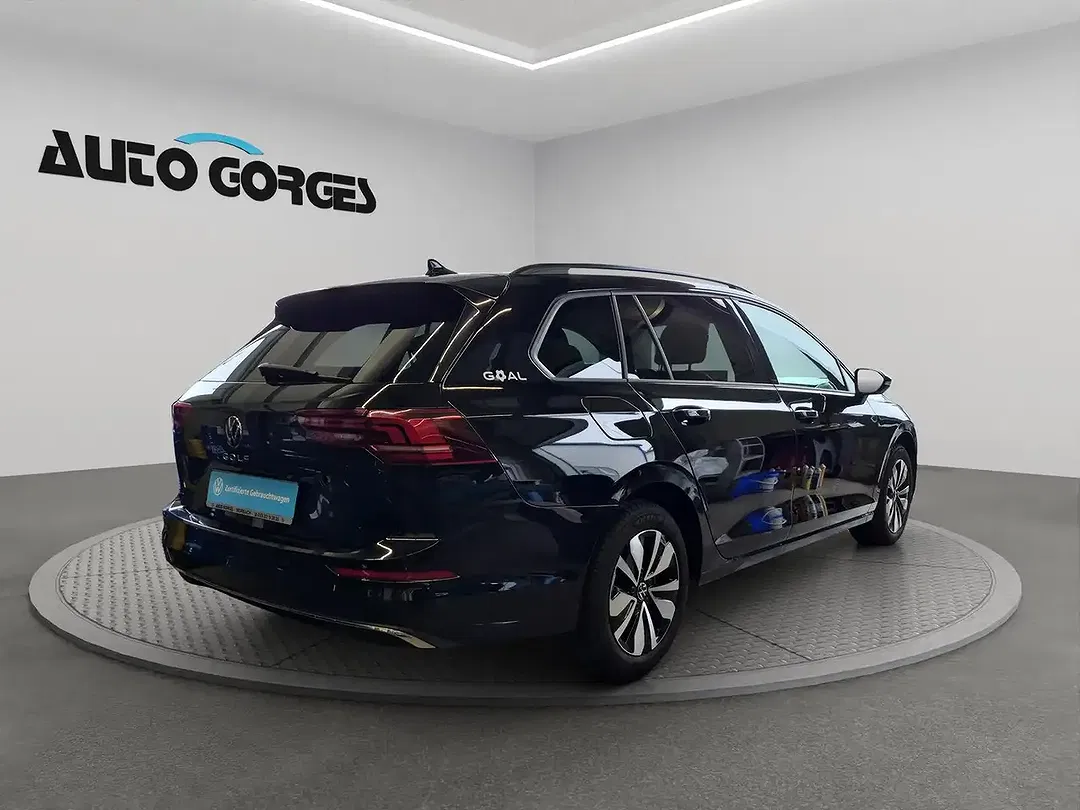 Volkswagen Golf Variant - Thumbnail 2