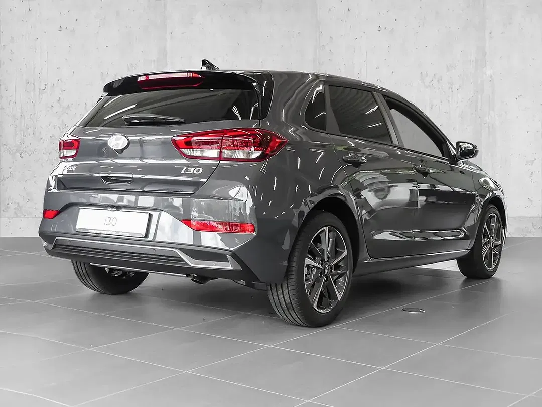 Hyundai i30 - Thumbnail 2