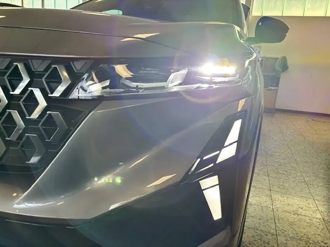 Renault Austral - Thumbnail 25