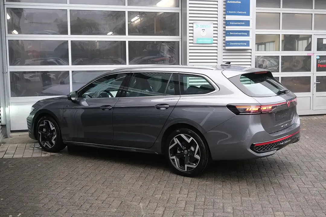 Volkswagen Passat Variant - Thumbnail 4