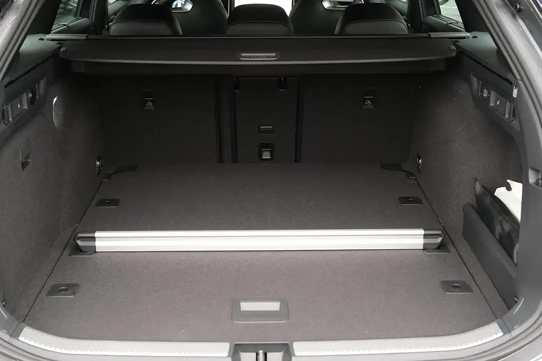 Volkswagen Passat Variant - Thumbnail 7